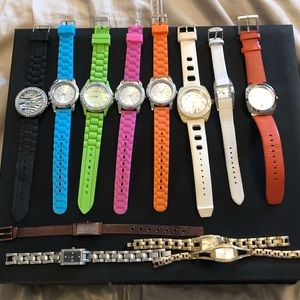 12 watches, need batteries, impeccable condition